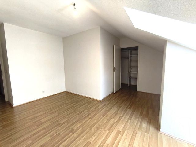 Appartement T3 à louer - 3 pièces - 93.2 m2 - CHAMBERY - 73 - RHONE-ALPES - Century 21 Immobilière De La Vallée