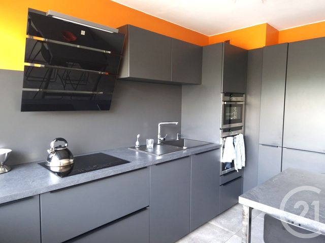 Appartement F2 à louer - 3 pièces - 58.5 m2 - JACOB BELLECOMBETTE - 73 - RHONE-ALPES - Century 21 Immobilière De La Vallée