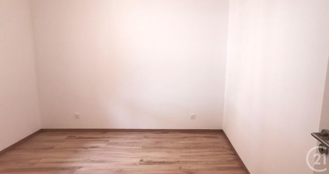 Appartement T2 à louer - 2 pièces - 42.8 m2 - CHAMBERY - 73 - RHONE-ALPES - Century 21 Immobilière De La Vallée