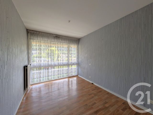 Appartement T4 à vendre - 4 pièces - 82.55 m2 - CHAMBERY - 73 - RHONE-ALPES - Century 21 Immobilière De La Vallée