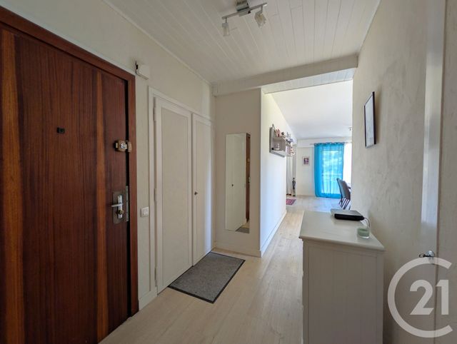 Appartement T3 à vendre - 3 pièces - 84.92 m2 - CHAMBERY - 73 - RHONE-ALPES - Century 21 Immobilière De La Vallée