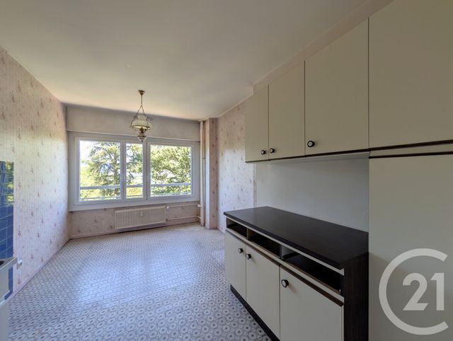Appartement T2 à vendre - 2 pièces - 58.69 m2 - CHAMBERY - 73 - RHONE-ALPES - Century 21 Immobilière De La Vallée