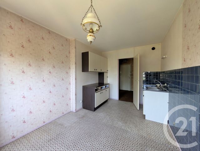 Appartement T2 à vendre - 2 pièces - 58.69 m2 - CHAMBERY - 73 - RHONE-ALPES - Century 21 Immobilière De La Vallée