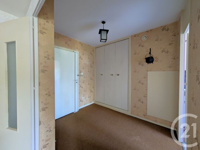 Appartement T2 à vendre - 2 pièces - 58.69 m2 - CHAMBERY - 73 - RHONE-ALPES - Century 21 Immobilière De La Vallée