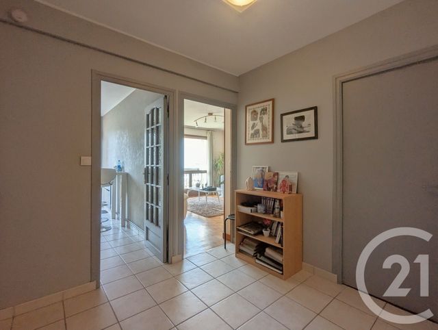 Appartement T3 à vendre - 3 pièces - 67.39 m2 - BASSENS - 73 - RHONE-ALPES - Century 21 Immobilière De La Vallée