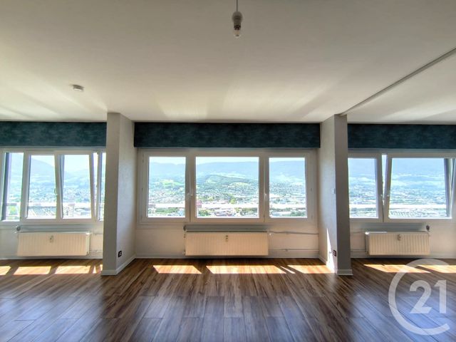 Appartement T5 à louer - 5 pièces - 102.8 m2 - CHAMBERY - 73 - RHONE-ALPES - Century 21 Immobilière De La Vallée