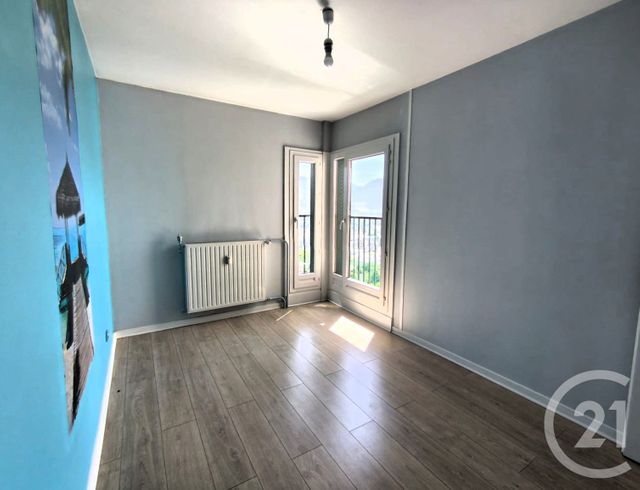 Appartement T5 à louer - 5 pièces - 102.8 m2 - CHAMBERY - 73 - RHONE-ALPES - Century 21 Immobilière De La Vallée