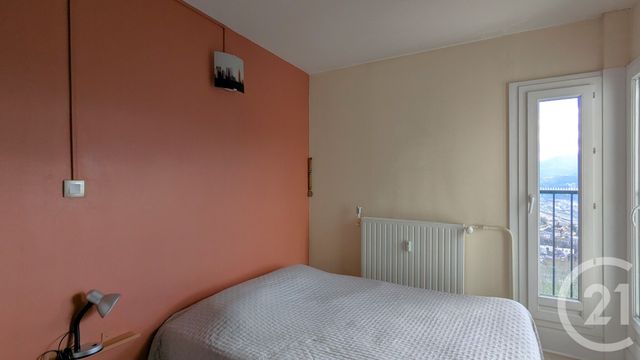 Appartement T5 à louer - 5 pièces - 102.8 m2 - CHAMBERY - 73 - RHONE-ALPES - Century 21 Immobilière De La Vallée