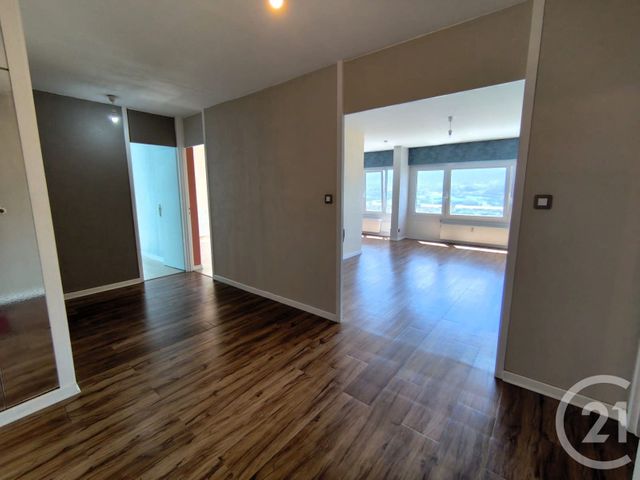 Appartement T5 à louer - 5 pièces - 102.8 m2 - CHAMBERY - 73 - RHONE-ALPES - Century 21 Immobilière De La Vallée