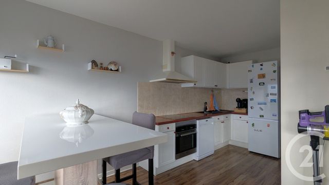 Appartement T5 à louer - 5 pièces - 102.8 m2 - CHAMBERY - 73 - RHONE-ALPES - Century 21 Immobilière De La Vallée