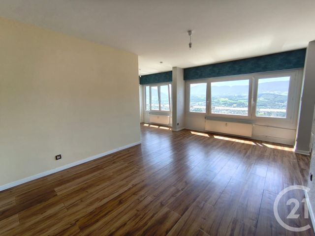 Appartement T5 à louer - 5 pièces - 102.8 m2 - CHAMBERY - 73 - RHONE-ALPES - Century 21 Immobilière De La Vallée