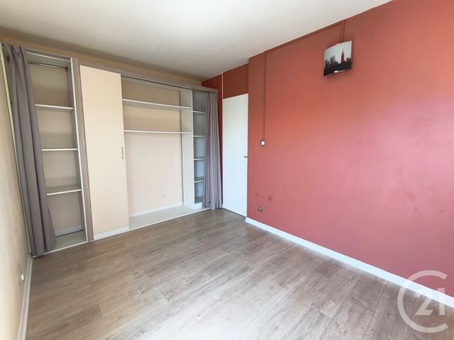 Appartement T5 à louer - 5 pièces - 102.8 m2 - CHAMBERY - 73 - RHONE-ALPES - Century 21 Immobilière De La Vallée
