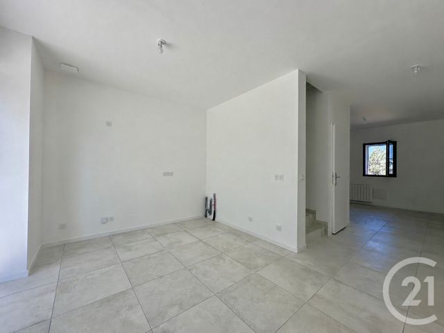 Appartement T3 à vendre - 3 pièces - 68.81 m2 - CHAMBERY - 73 - RHONE-ALPES - Century 21 Immobilière De La Vallée