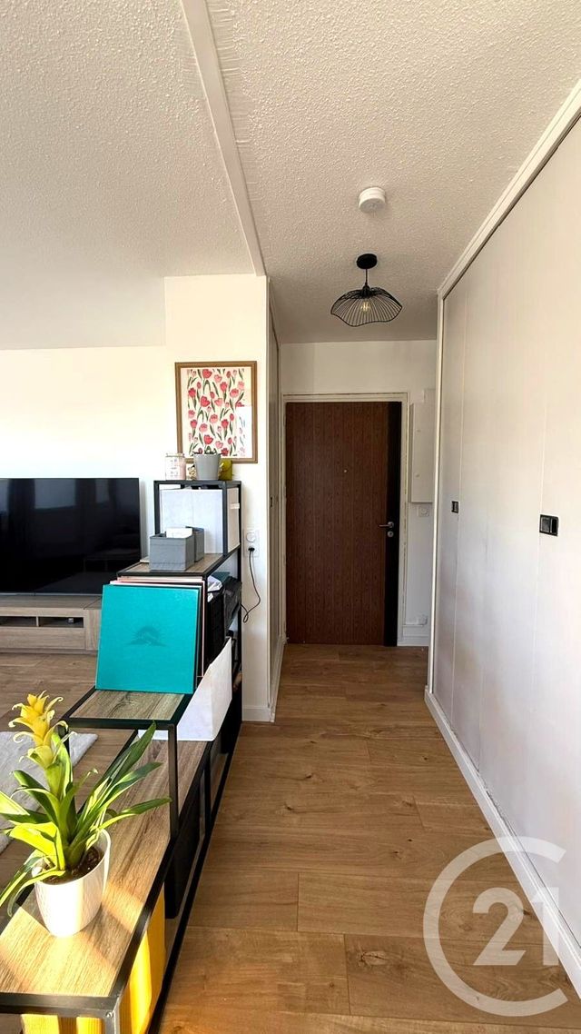Appartement T2 à louer - 2 pièces - 50.25 m2 - LA RAVOIRE - 73 - RHONE-ALPES - Century 21 Immobilière De La Vallée