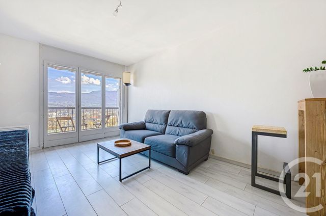 Appartement T2 à vendre - 2 pièces - 44.24 m2 - CHAMBERY - 73 - RHONE-ALPES - Century 21 Immobilière De La Vallée