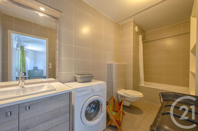 Appartement T1 à vendre - 1 pièce - 34.7 m2 - CHAMBERY - 73 - RHONE-ALPES - Century 21 Immobilière De La Vallée