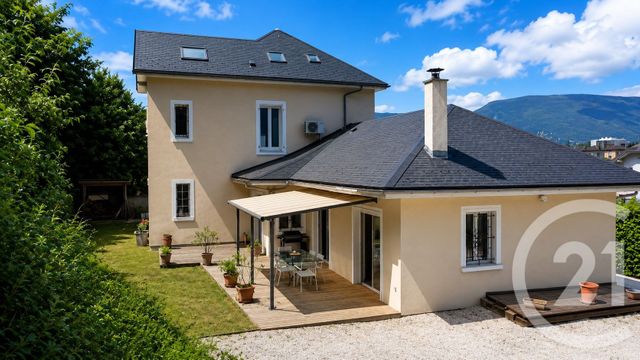 maison à vendre - 7 pièces - 221.24 m2 - JACOB BELLECOMBETTE - 73 - RHONE-ALPES - Century 21 Immobilière De La Vallée