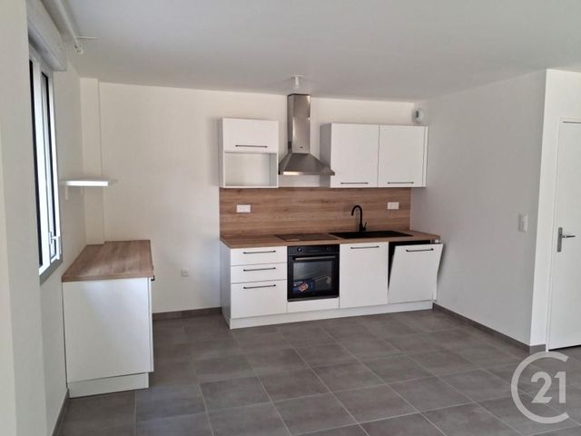 Appartement T3 à louer - 3 pièces - 69.1 m2 - COGNIN - 73 - RHONE-ALPES - Century 21 Immobilière De La Vallée
