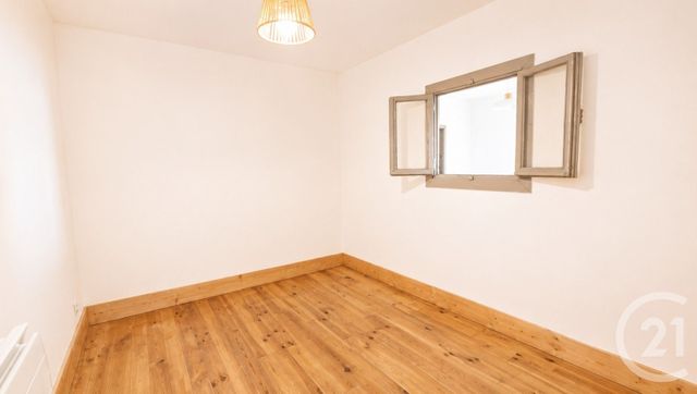 Appartement T3 à vendre - 3 pièces - 59.02 m2 - CHAMBERY - 73 - RHONE-ALPES - Century 21 Immobilière De La Vallée
