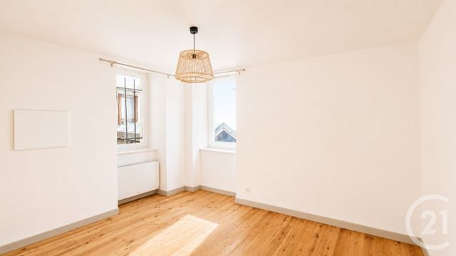 Appartement T3 à vendre - 3 pièces - 59.02 m2 - CHAMBERY - 73 - RHONE-ALPES - Century 21 Immobilière De La Vallée