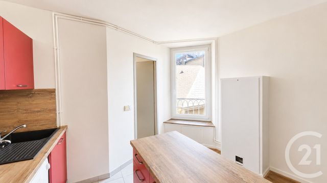 Appartement T3 à vendre - 3 pièces - 59.02 m2 - CHAMBERY - 73 - RHONE-ALPES - Century 21 Immobilière De La Vallée