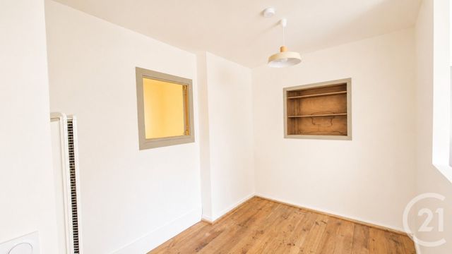 Appartement T3 à vendre - 3 pièces - 59.02 m2 - CHAMBERY - 73 - RHONE-ALPES - Century 21 Immobilière De La Vallée