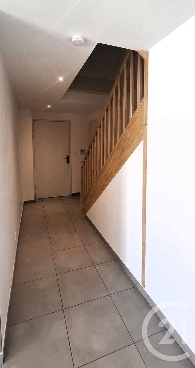Appartement T3 à louer - 3 pièces - 64.86 m2 - BARBY - 73 - RHONE-ALPES - Century 21 Immobilière De La Vallée