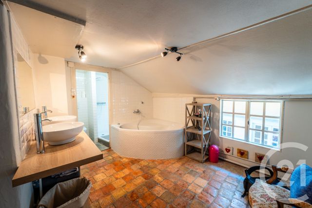 Appartement Duplex à vendre - 7 pièces - 203.15 m2 - CHAMBERY - 73 - RHONE-ALPES - Century 21 Immobilière De La Vallée