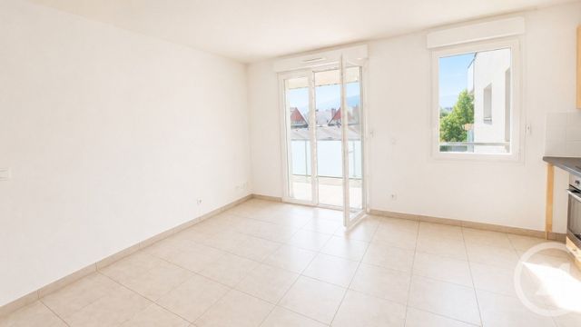 Appartement T2 à vendre - 2 pièces - 43.93 m2 - BASSENS - 73 - RHONE-ALPES - Century 21 Immobilière De La Vallée