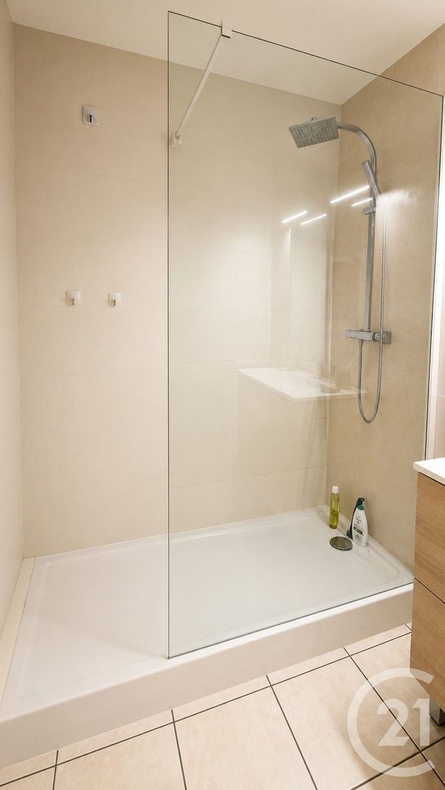 Appartement F4 à vendre - 5 pièces - 83.39 m2 - CHAMBERY - 73 - RHONE-ALPES - Century 21 Immobilière De La Vallée