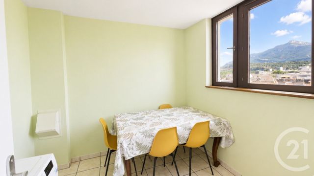 Appartement F4 à vendre - 5 pièces - 83.39 m2 - CHAMBERY - 73 - RHONE-ALPES - Century 21 Immobilière De La Vallée