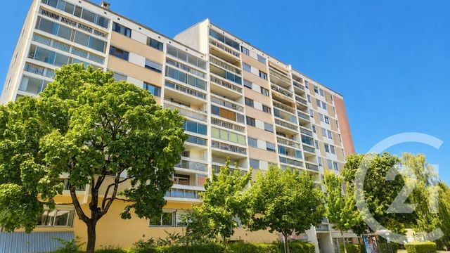 Appartement F4 à vendre - 5 pièces - 83.39 m2 - CHAMBERY - 73 - RHONE-ALPES - Century 21 Immobilière De La Vallée