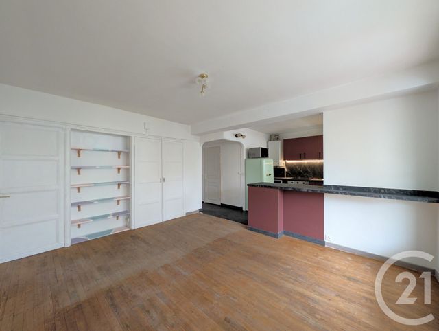 Appartement T3 à vendre - 3 pièces - 50.7 m2 - CHAMBERY - 73 - RHONE-ALPES - Century 21 Immobilière De La Vallée