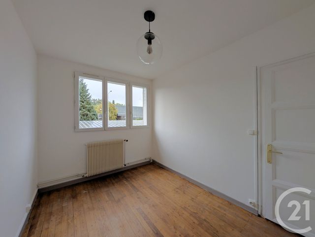Appartement T3 à vendre - 3 pièces - 50.7 m2 - CHAMBERY - 73 - RHONE-ALPES - Century 21 Immobilière De La Vallée
