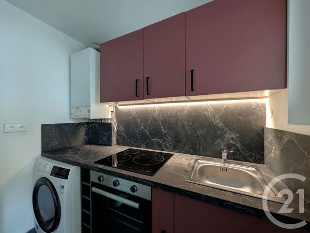 Appartement T3 à vendre - 3 pièces - 50.7 m2 - CHAMBERY - 73 - RHONE-ALPES - Century 21 Immobilière De La Vallée
