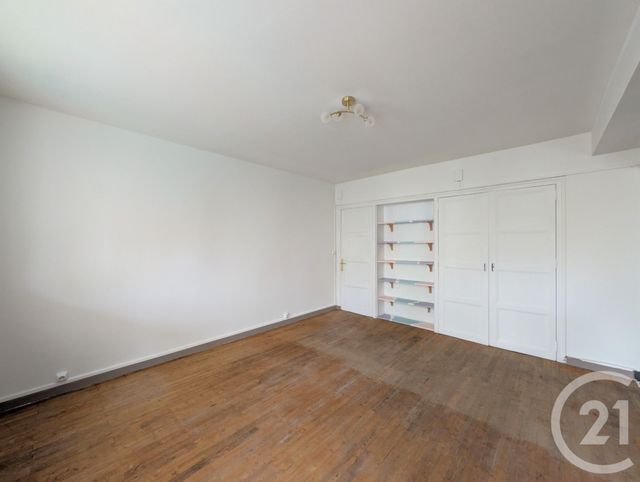 Appartement T3 à vendre - 3 pièces - 50.7 m2 - CHAMBERY - 73 - RHONE-ALPES - Century 21 Immobilière De La Vallée