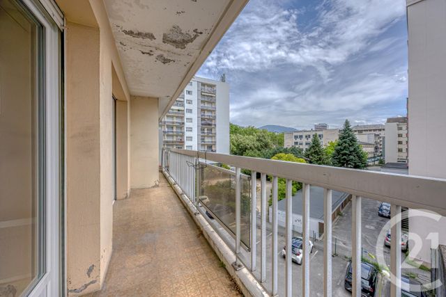 Appartement T4 à vendre - 4 pièces - 83.09 m2 - CHAMBERY - 73 - RHONE-ALPES - Century 21 Immobilière De La Vallée