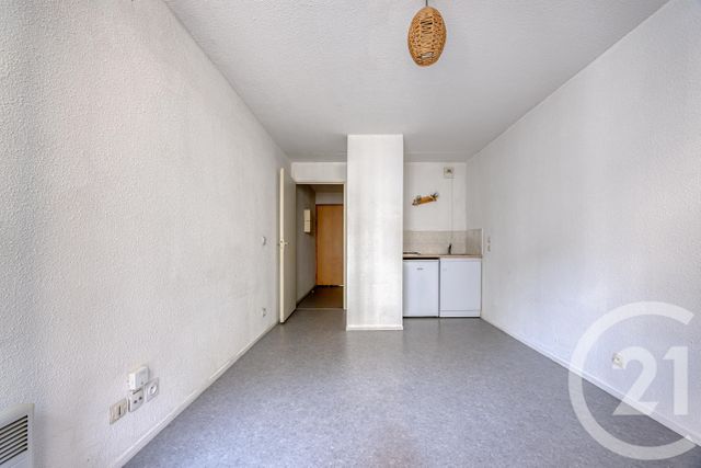 Appartement Studio à vendre - 1 pièce - 20.5 m2 - CHAMBERY - 73 - RHONE-ALPES - Century 21 Immobilière De La Vallée