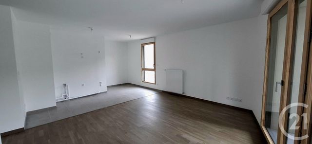 Appartement T3 à louer - 3 pièces - 64.71 m2 - CHAMBERY - 73 - RHONE-ALPES - Century 21 Immobilière De La Vallée