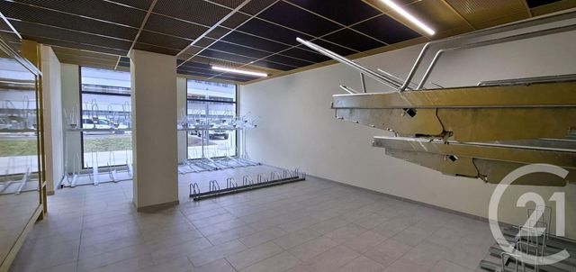 Appartement T3 à louer - 3 pièces - 64.71 m2 - CHAMBERY - 73 - RHONE-ALPES - Century 21 Immobilière De La Vallée