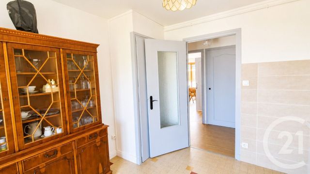 Appartement F4 à vendre - 4 pièces - 81.8 m2 - CHAMBERY - 73 - RHONE-ALPES - Century 21 Immobilière De La Vallée