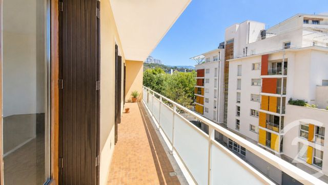 Appartement F4 à vendre - 4 pièces - 81.8 m2 - CHAMBERY - 73 - RHONE-ALPES - Century 21 Immobilière De La Vallée