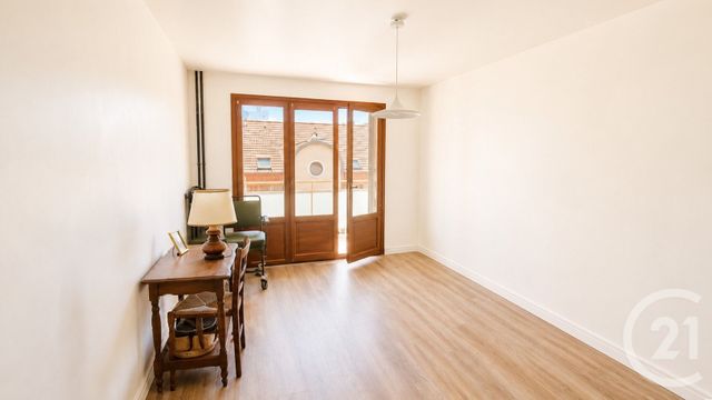 Appartement F4 à vendre - 4 pièces - 81.8 m2 - CHAMBERY - 73 - RHONE-ALPES - Century 21 Immobilière De La Vallée