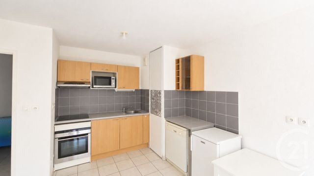 Appartement T3 à vendre - 3 pièces - 58.07 m2 - CHAMBERY - 73 - RHONE-ALPES - Century 21 Immobilière De La Vallée