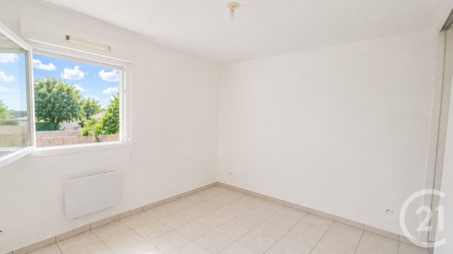 Appartement T3 à vendre - 3 pièces - 58.07 m2 - CHAMBERY - 73 - RHONE-ALPES - Century 21 Immobilière De La Vallée