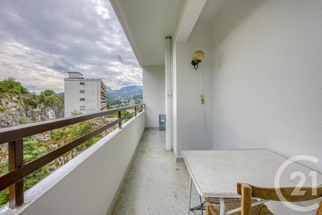 Appartement T5 à vendre - 5 pièces - 99.16 m2 - CHAMBERY - 73 - RHONE-ALPES - Century 21 Immobilière De La Vallée
