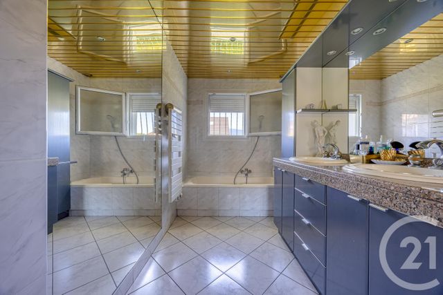 maison à vendre - 6 pièces - 165.0 m2 - CHAMBERY - 73 - RHONE-ALPES - Century 21 Immobilière De La Vallée