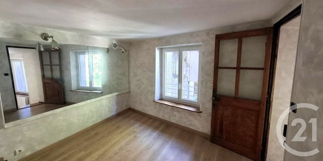 Appartement T3 à louer - 3 pièces - 59.06 m2 - CHAMBERY - 73 - RHONE-ALPES - Century 21 Immobilière De La Vallée