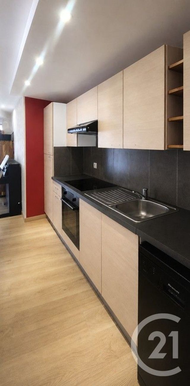 Appartement T3 à louer - 3 pièces - 59.06 m2 - CHAMBERY - 73 - RHONE-ALPES - Century 21 Immobilière De La Vallée