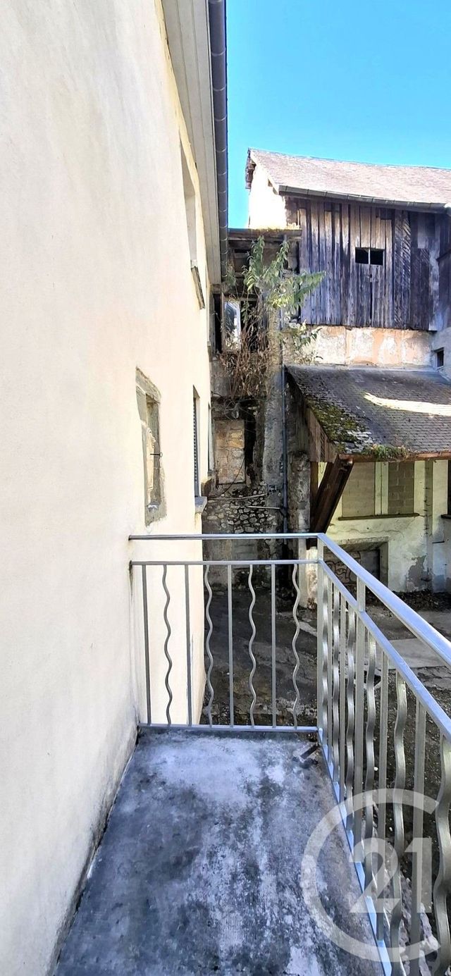 Appartement T3 à louer - 3 pièces - 59.06 m2 - CHAMBERY - 73 - RHONE-ALPES - Century 21 Immobilière De La Vallée